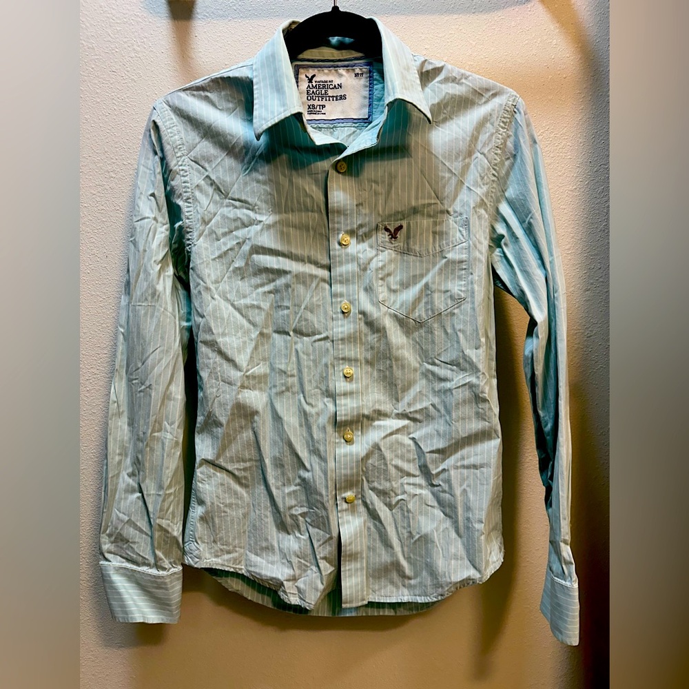 American Eagle long sleeve button down, Men’s XS